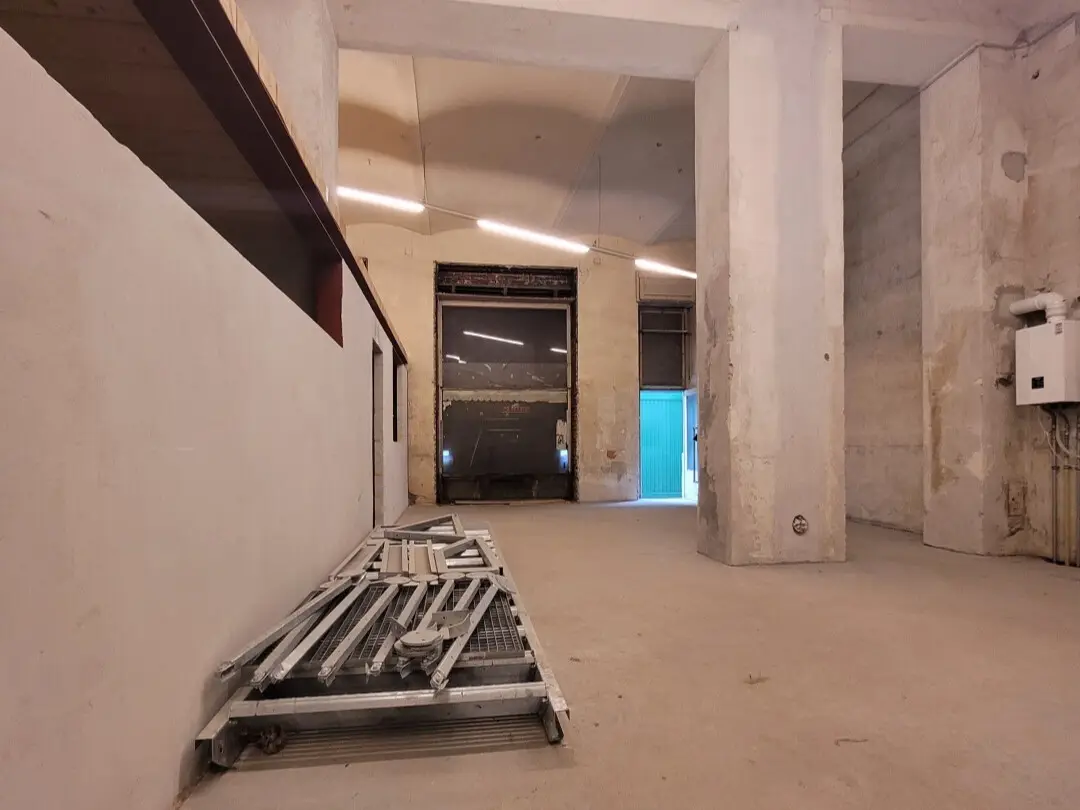 Großzügig potenzialreiche Loftwohnung in Parknähe