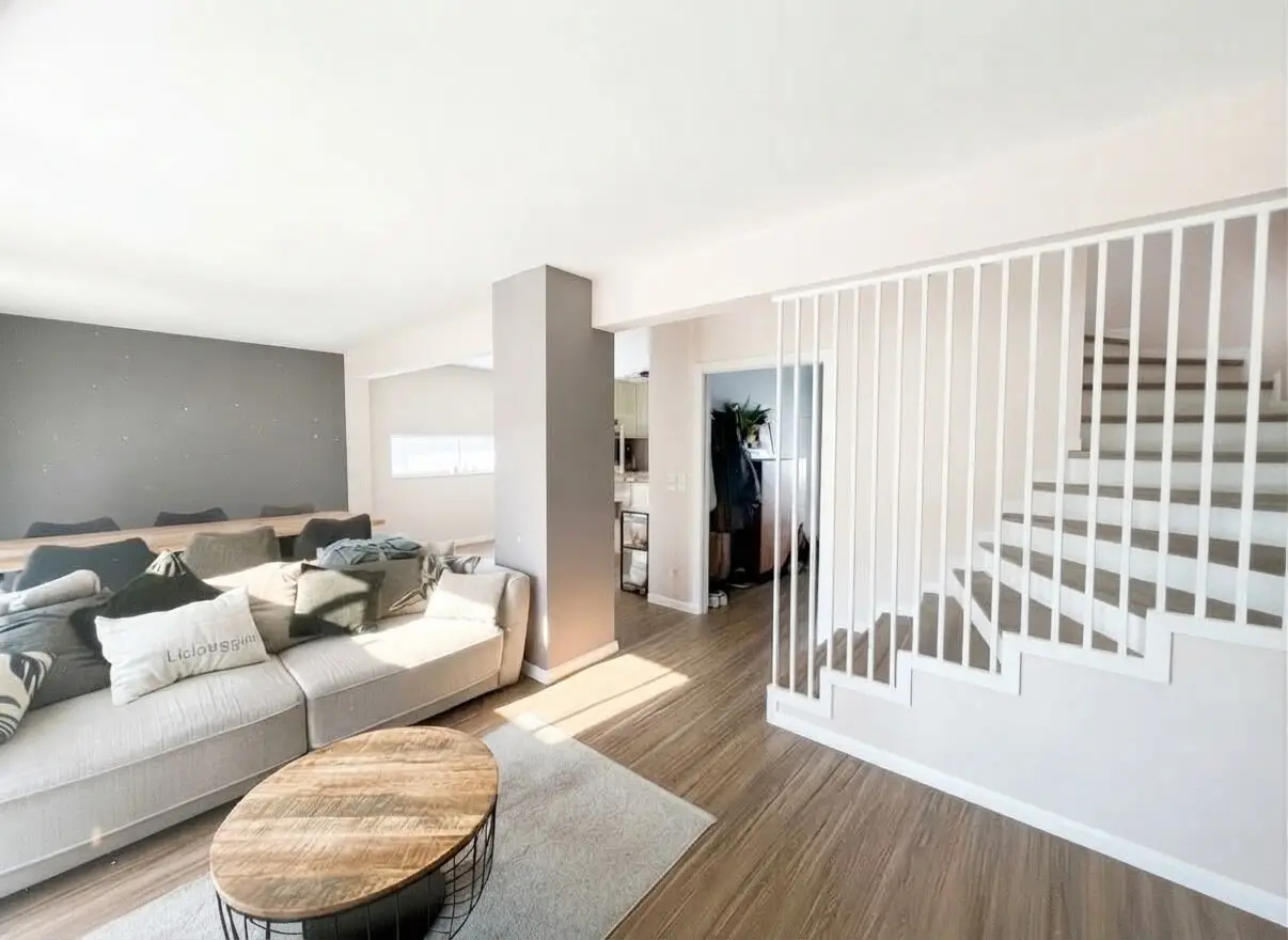 MODERNES REIHENHAUS IN RUHIGER LAGE - NÄHE EBREICHSDORF