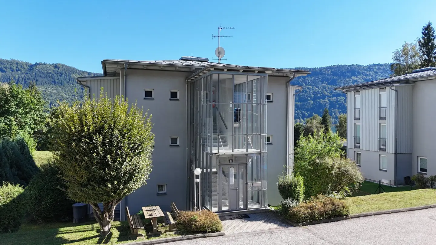 Lake view and bathing access - Top maintained apartment at Ossiacher See