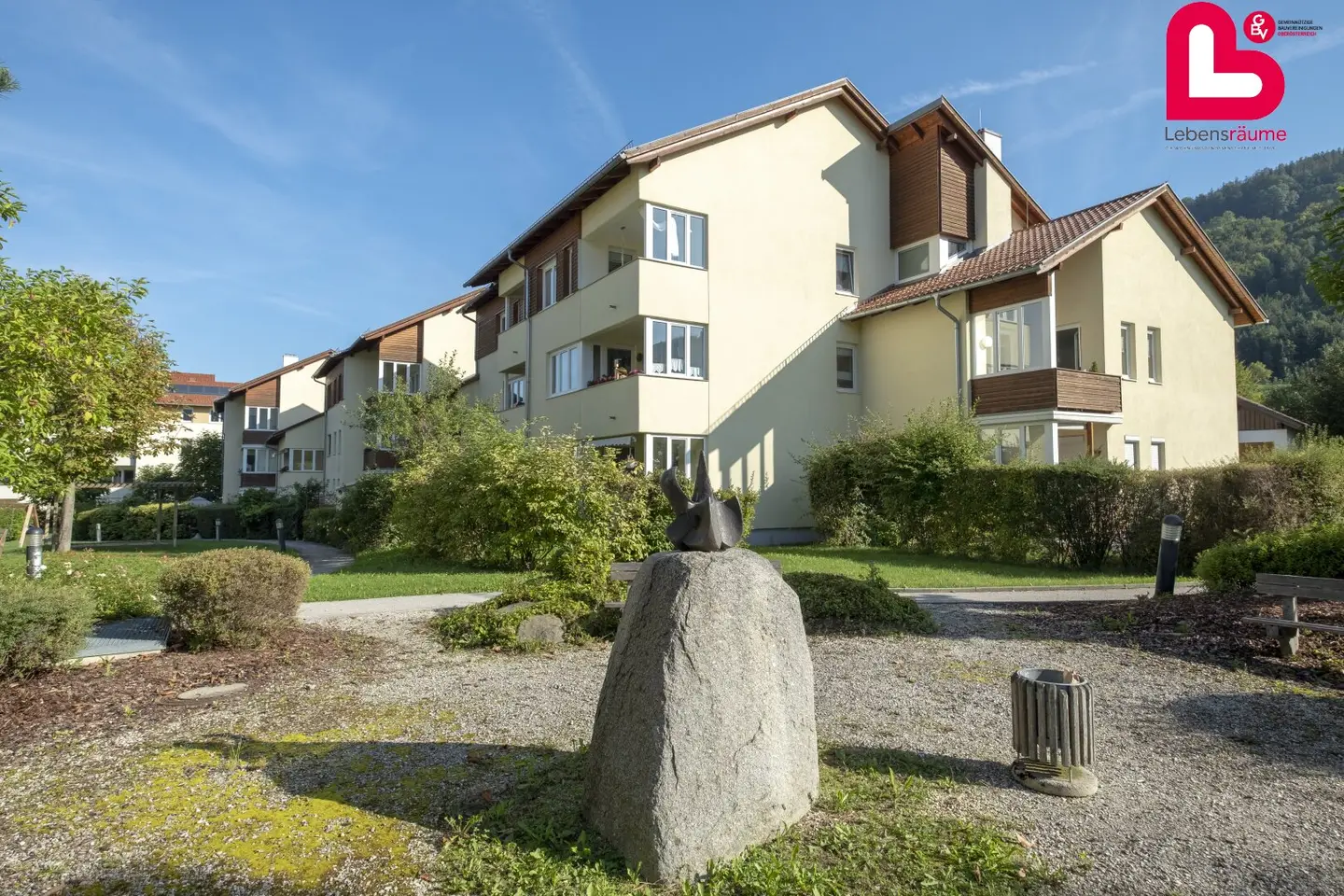 Nette 2-Zimmer Wohnung mit Loggia und TG-Abstellplatz in Kirchdorf an der Krems