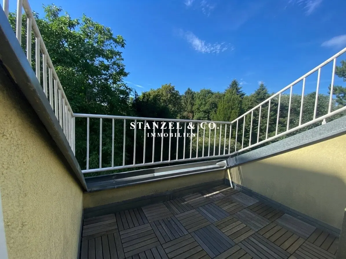 NUSSBERG - GARTENSEITIGE TERRASSENMAISONETTE