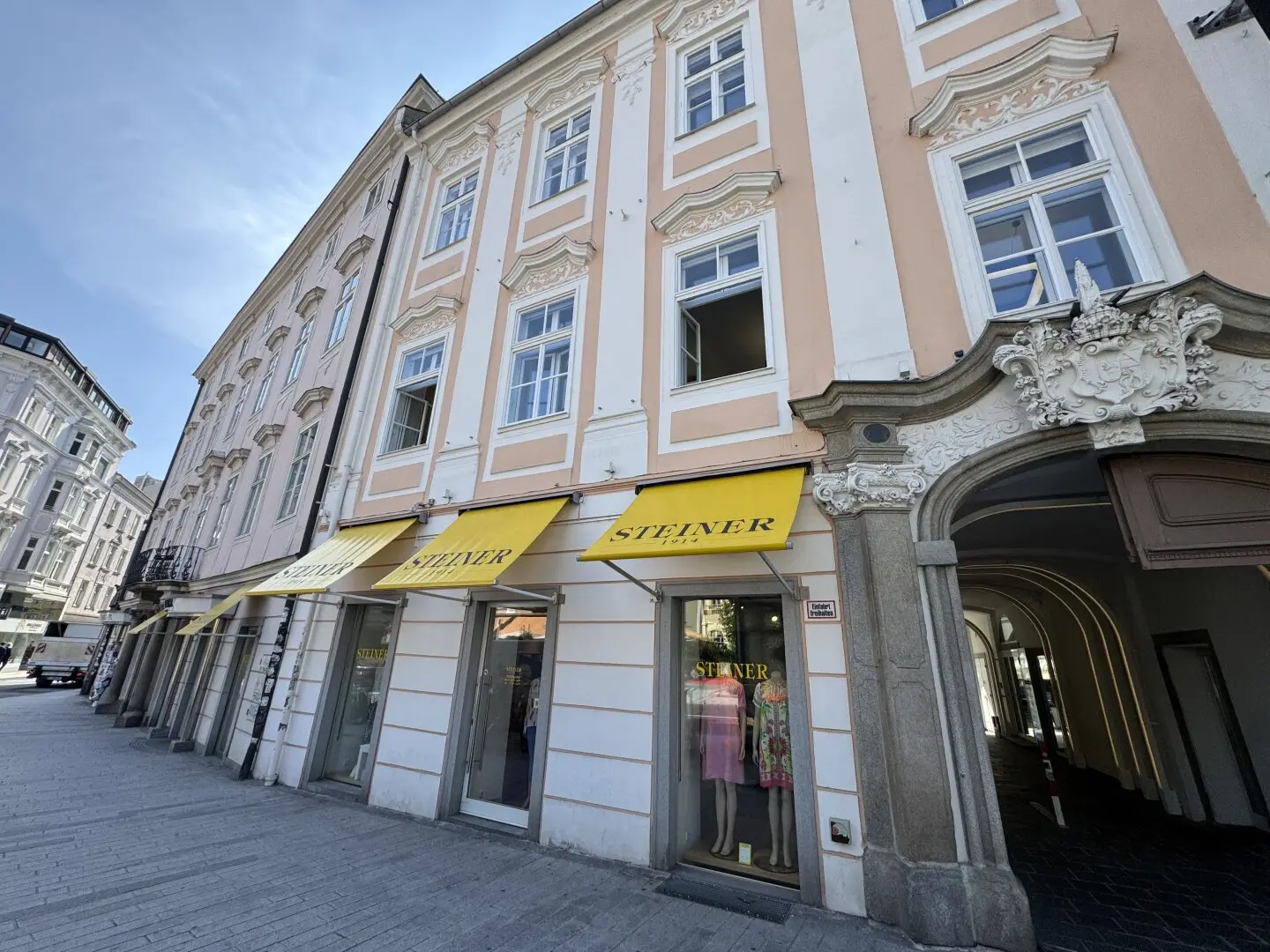 Rental of an attractive retail space in AAA location on Linzer Promenade
