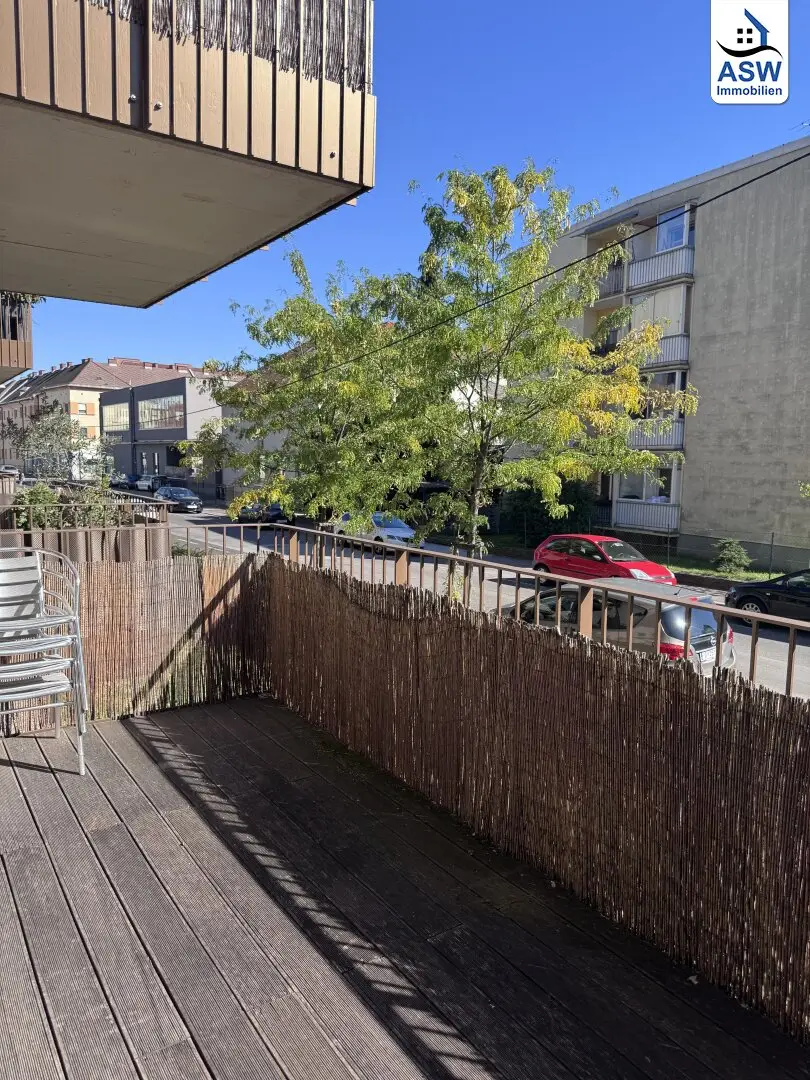 Schönes Eggenberg! Attraktive, perfekt aufgeteilte 2 Zimmer Wohnung in ruhiger Seitengasse mit großzügigem Balkon!