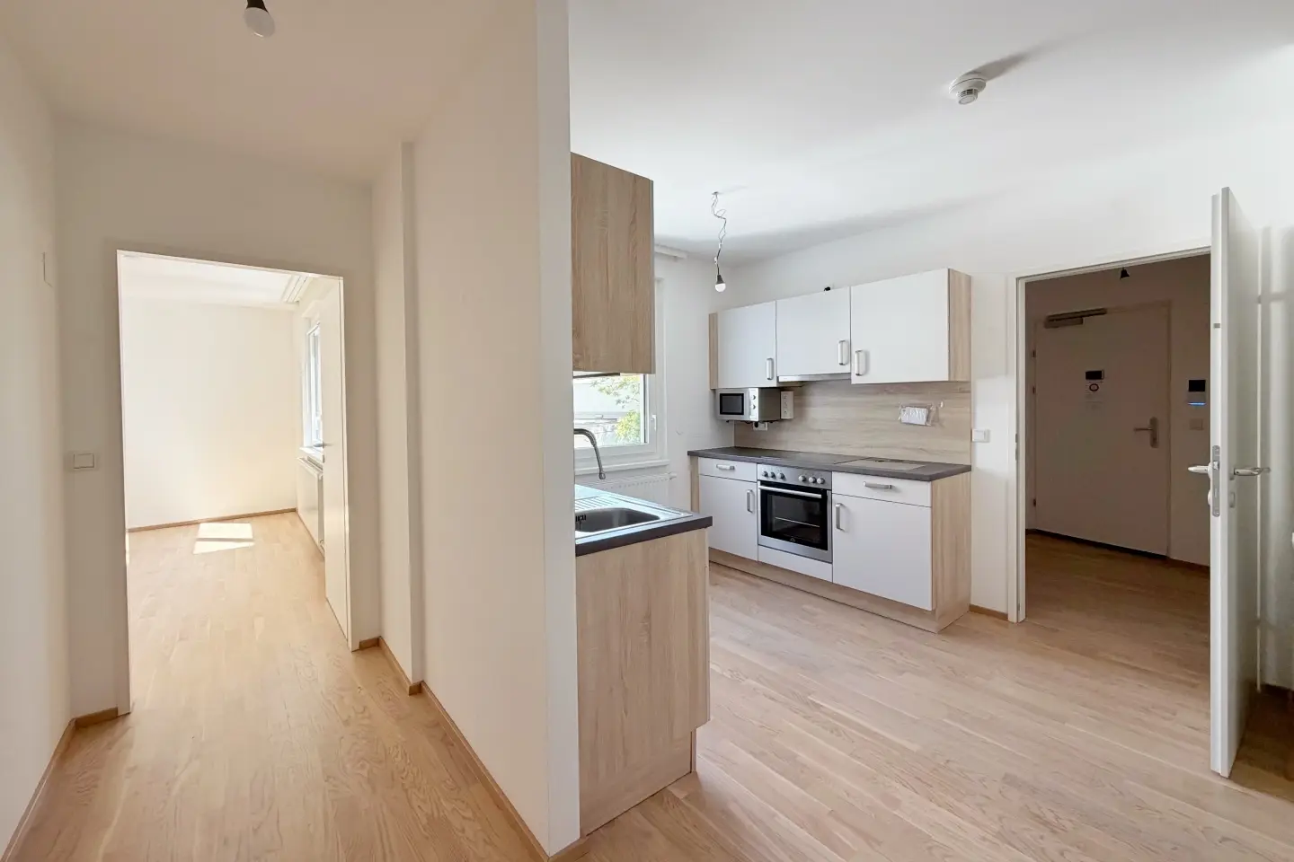 Betreutes Wohnen Dachgeschosswohnung mit Loggia und Lift