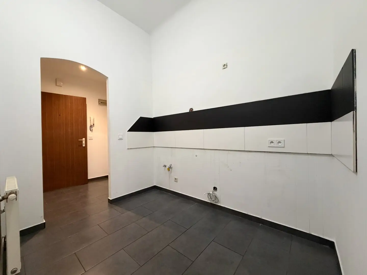 HARDTMUTHGASSE -  2 ZIMMER-WOHNUNG - TOP 23