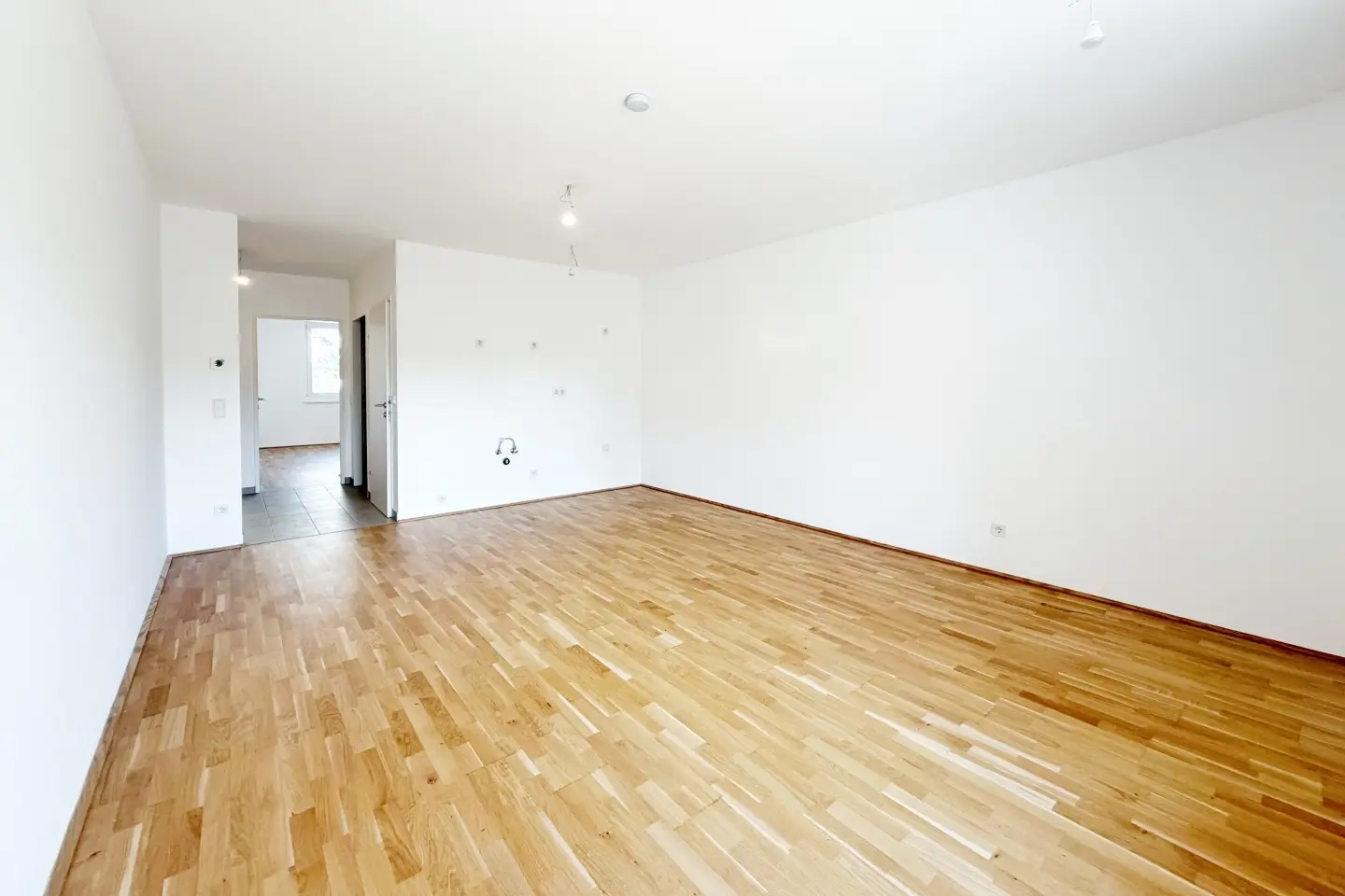 Neubauwohnung mit Balkon und nachhaltiger Energieversorgung