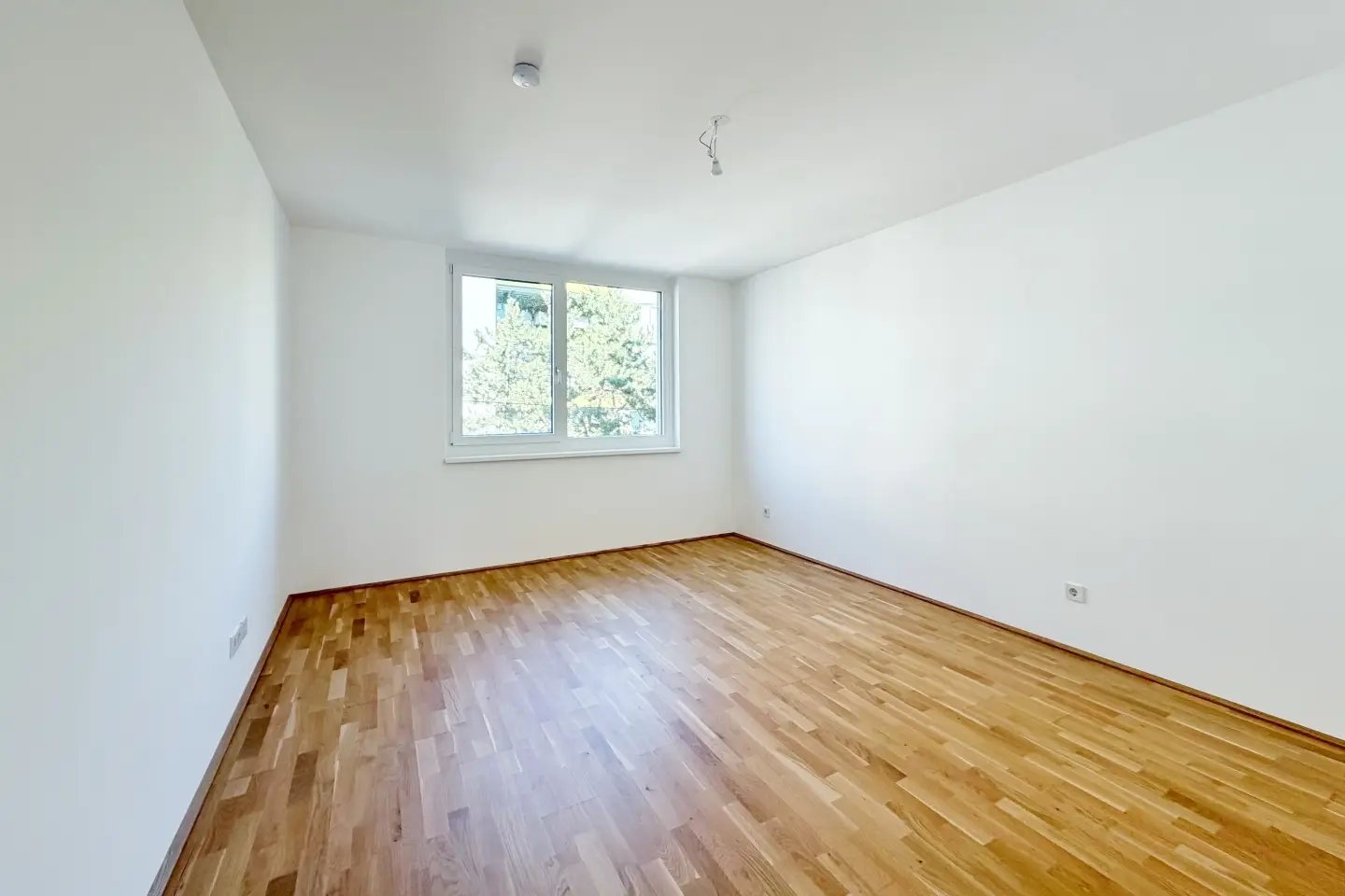 Neubauwohnung mit Balkon und nachhaltiger Energieversorgung