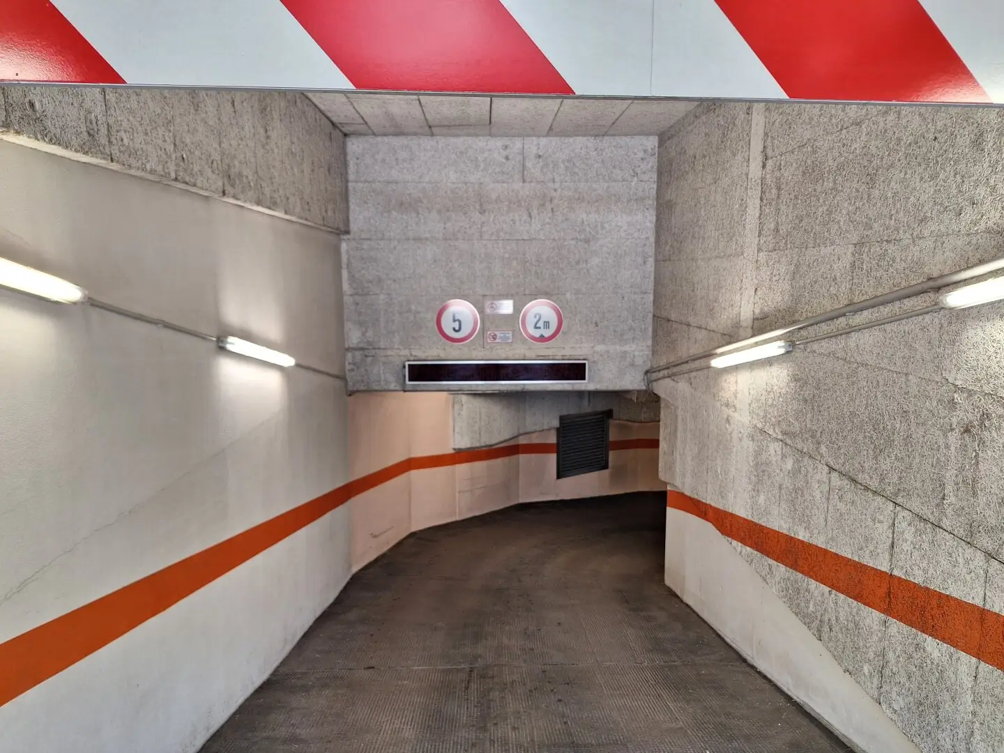 Tiefgaragenstellplätze in 1130 Wien zu vermieten