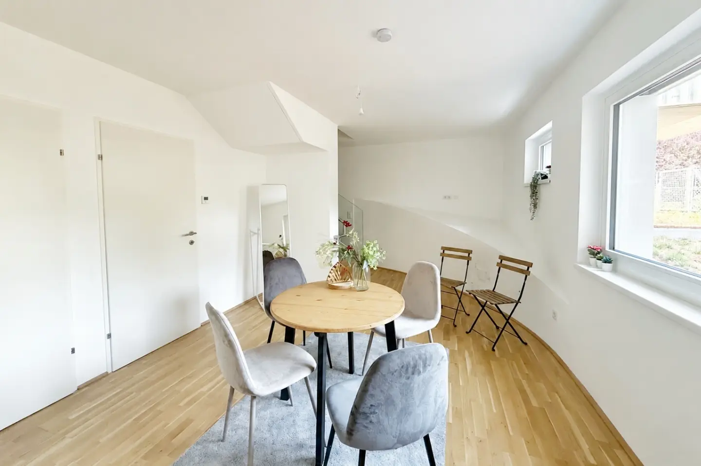 Maisonettewohnung in ruhiger Grünlage mit Privatgarten
