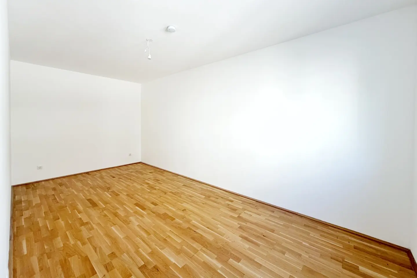 New build apartment in a green setting with photovoltaics