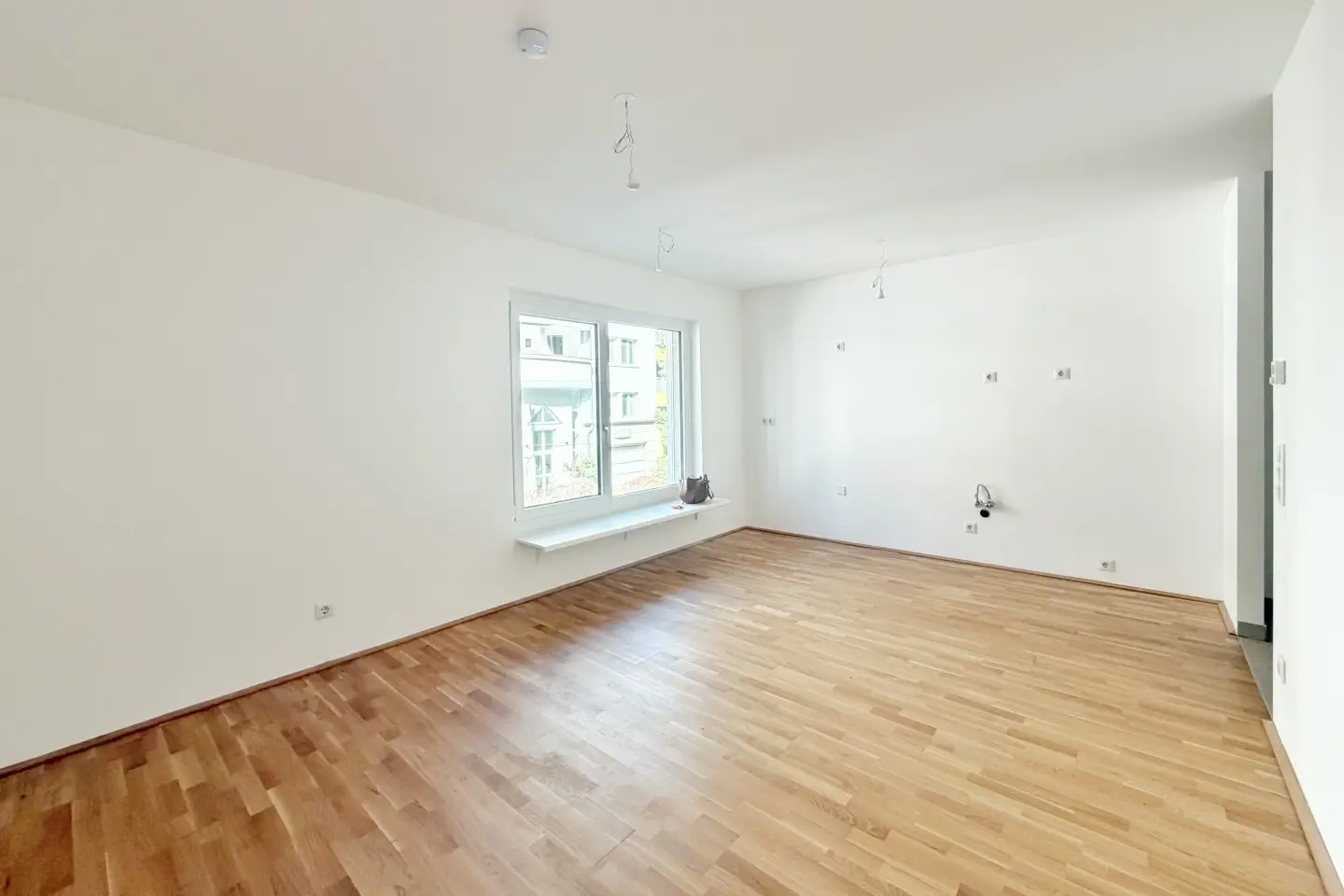 New build apartment in a green setting with photovoltaics