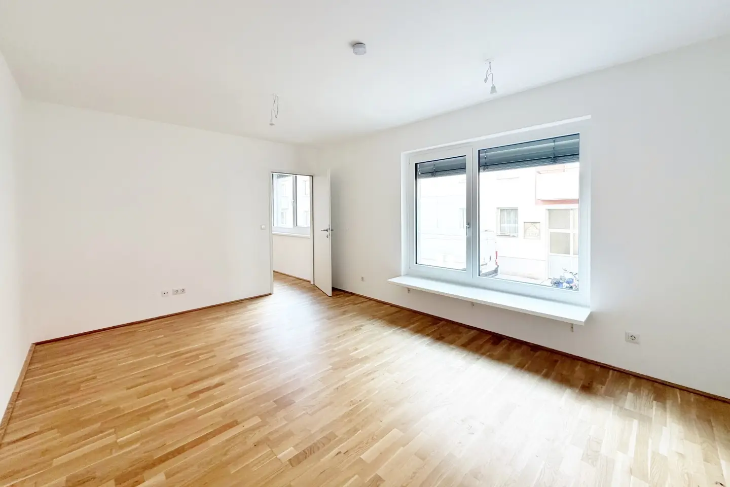 Erstbezug Neubauwohnung mit Balkon und Photovoltaik