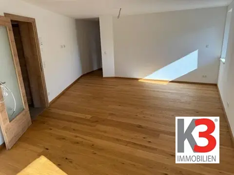 Unique concept restaurant, sauna, yoga, gym in-house luxury apartment with special architecture - 2 bathrooms, 3 bedrooms and and and and