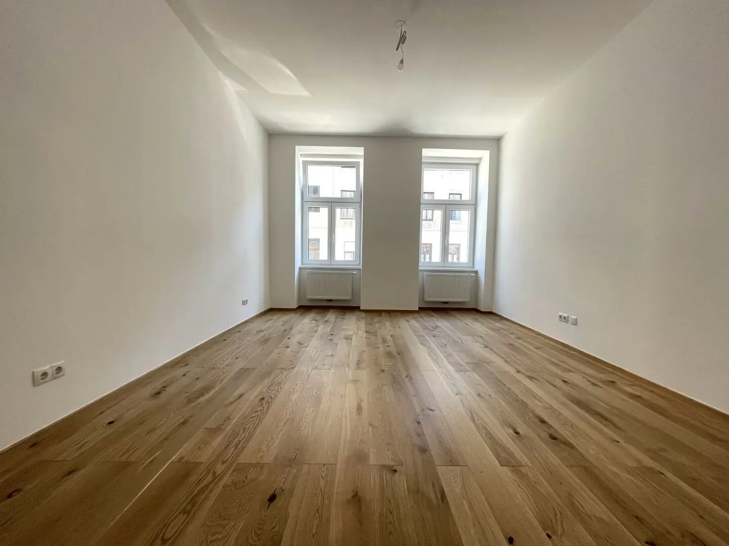 Period building 2-room apartment 16th district newly renovated for sale