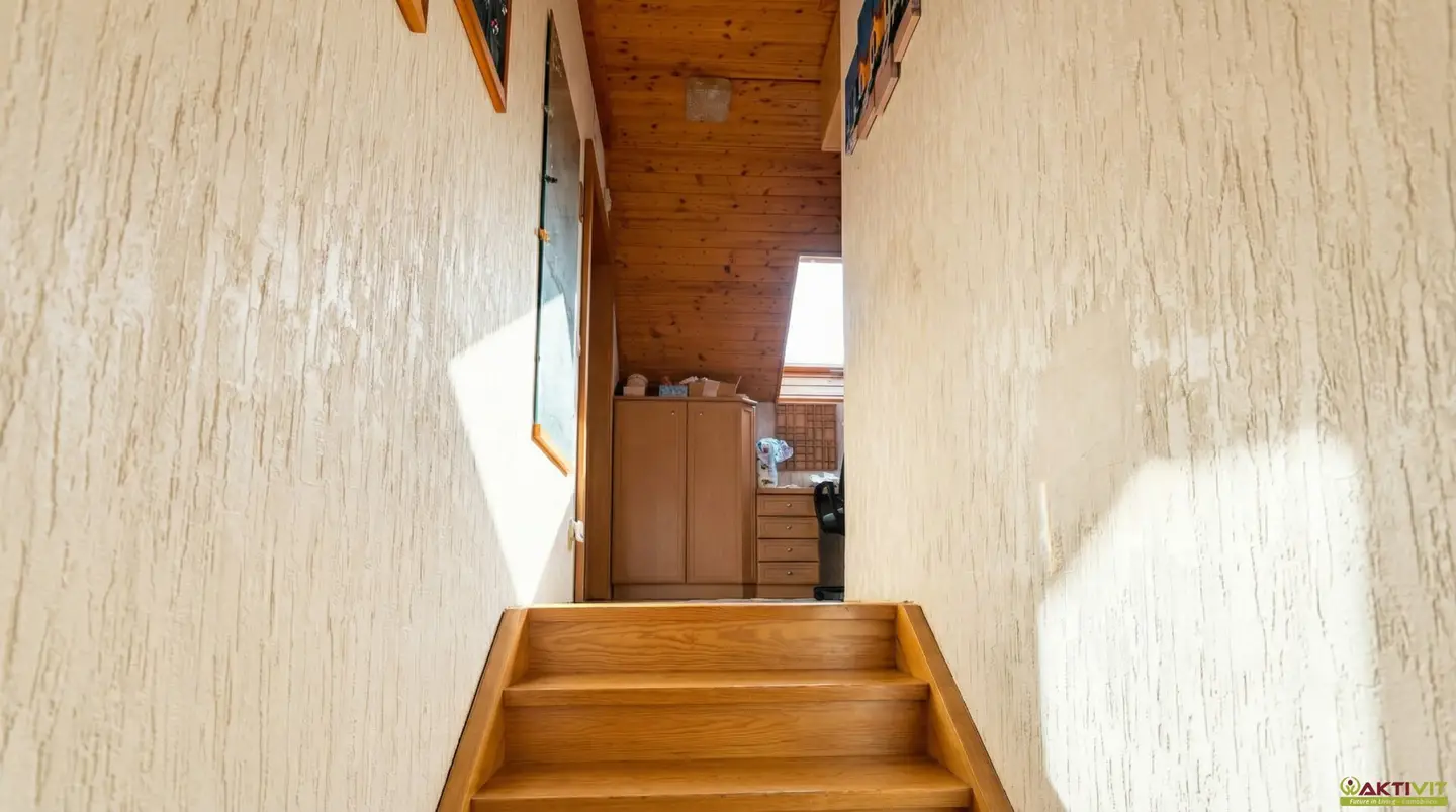 Einfamilienhaus in Finkenstein am Faaker See 6 Zimmern und Garage.