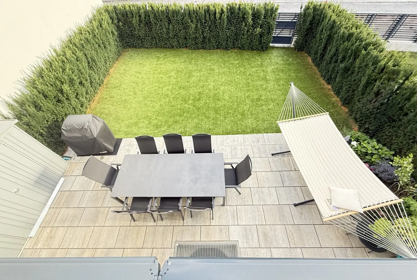 Stammersdorfer Bestlage: Hochwertige Doppelhaushälfte in begehrter Ruhelage/ Garten /Tiefgaragenplatz mit Wallbox