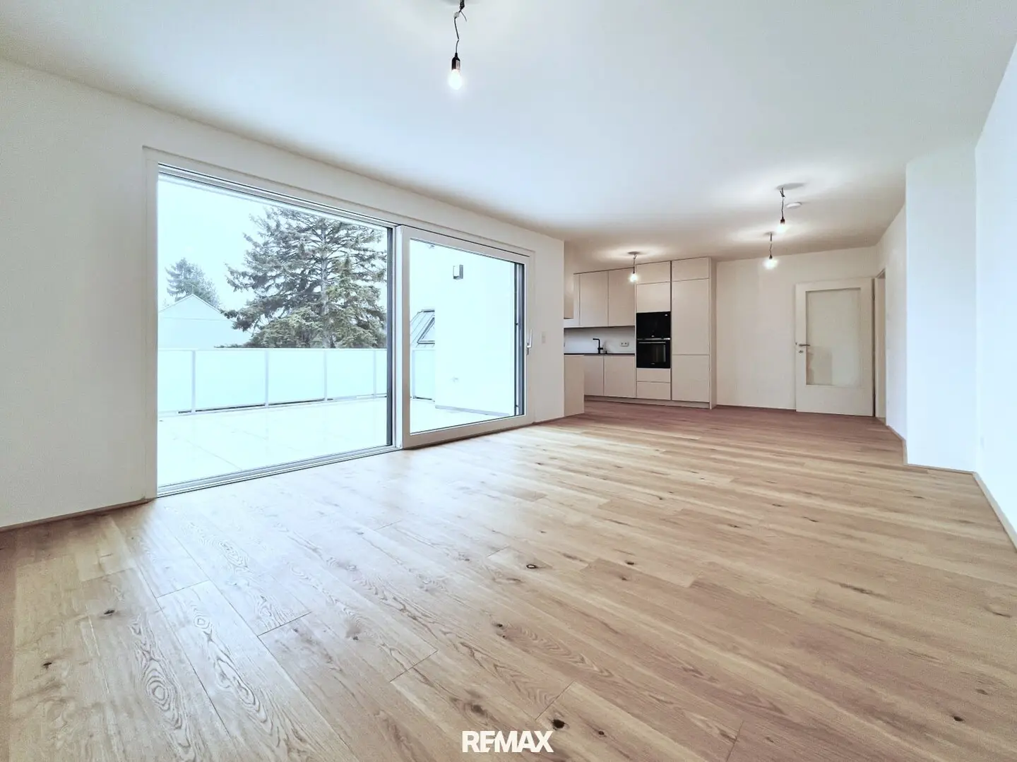 Exclusive 2-room apartment | High-quality new building project near the Alte Donau | ON OWN LAND