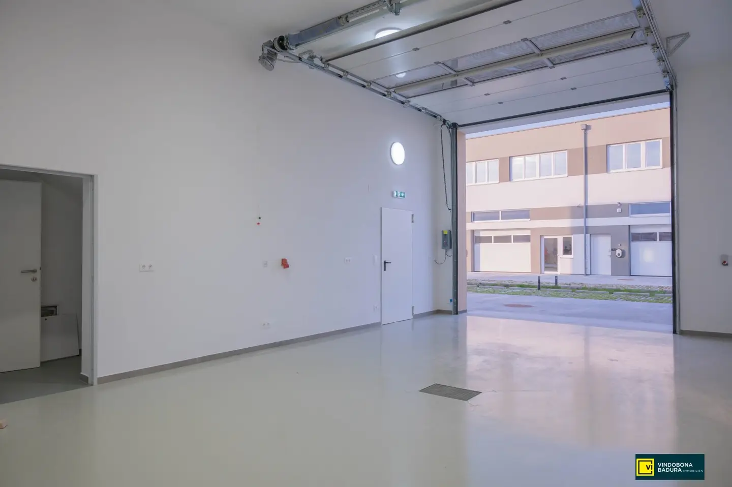 Ready for Your Success | Commercial Spaces Including Offices in First Occupancy