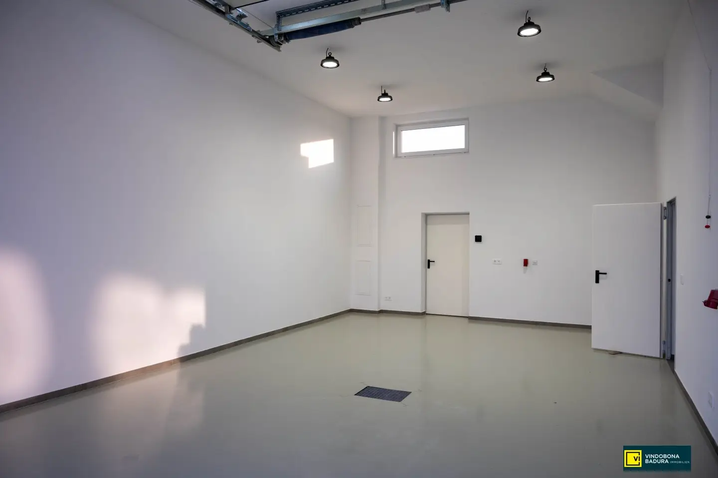 Ready for Your Success | Commercial Spaces Including Offices in First Occupancy
