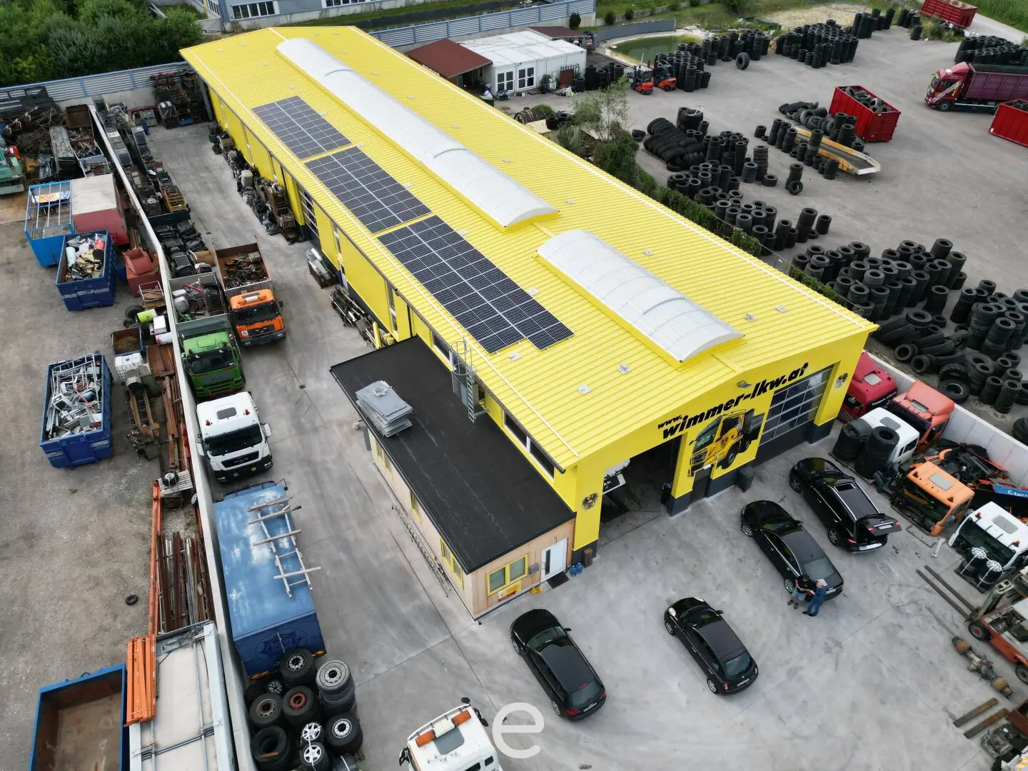 Lager / Produktionshalle mit guter Verkehrsanbindung in Sipbachzell zu verkaufen.