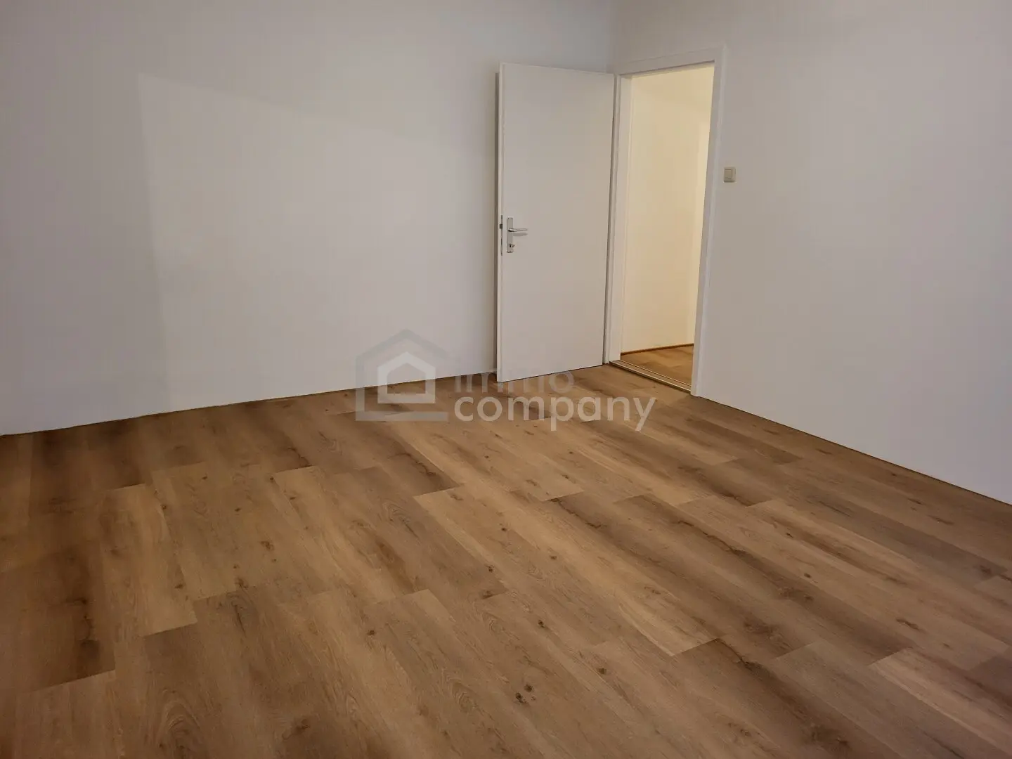 Gepflegte 3-Zimmer-Eigentumswohnung mit Garage und Keller in Ebenfurth