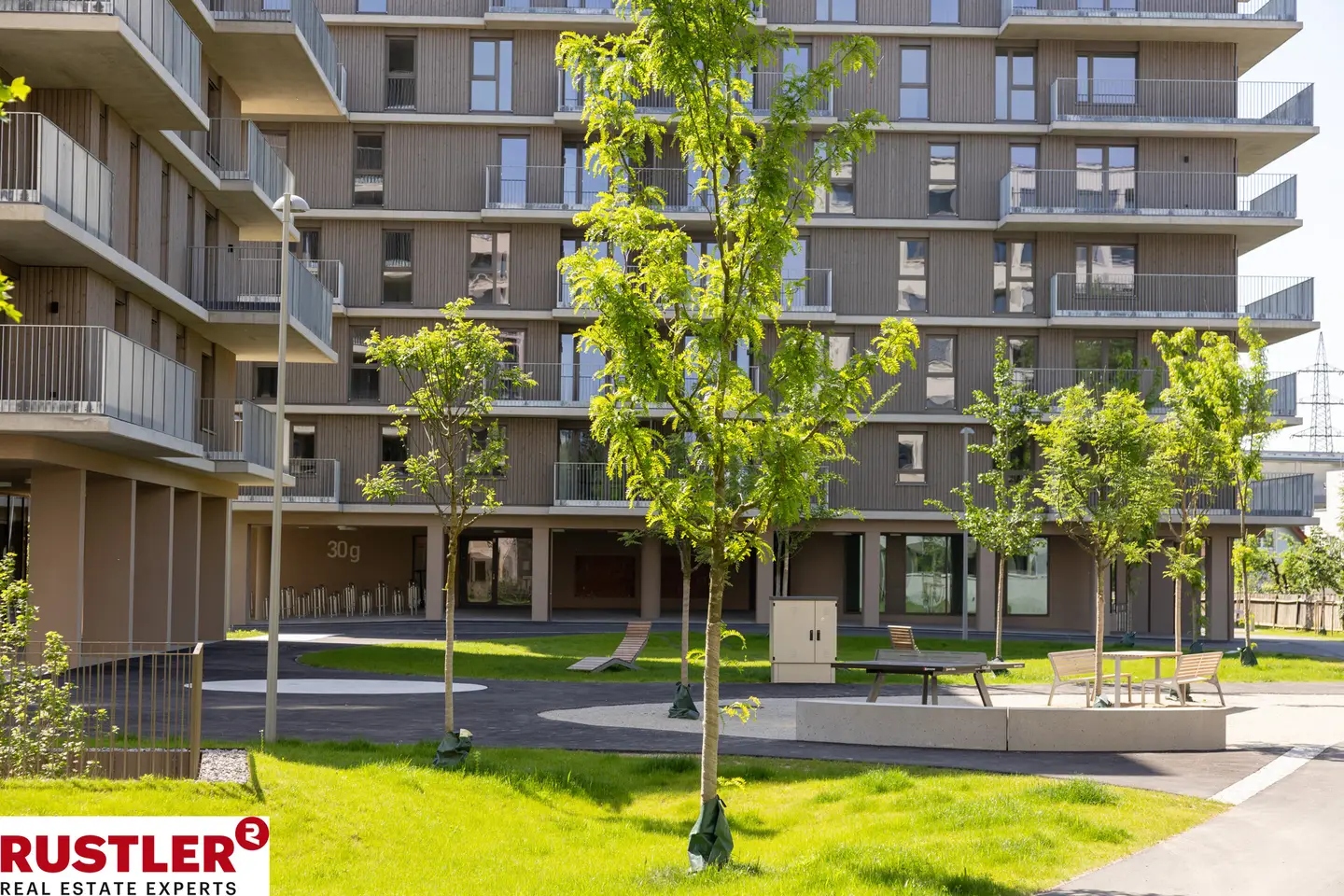 Nachhaltige Wohnung mit Balkon in grünem Quartier