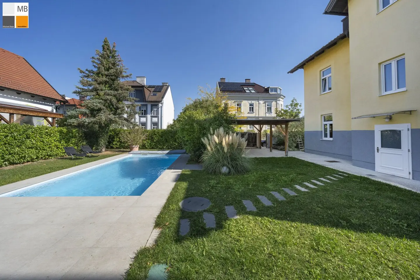 ++ Historische Eleganz trifft moderne Flexibilität | Villa mit Pool, Garten und eigenem Praxisbereich I MB IMMOBILIEN ++