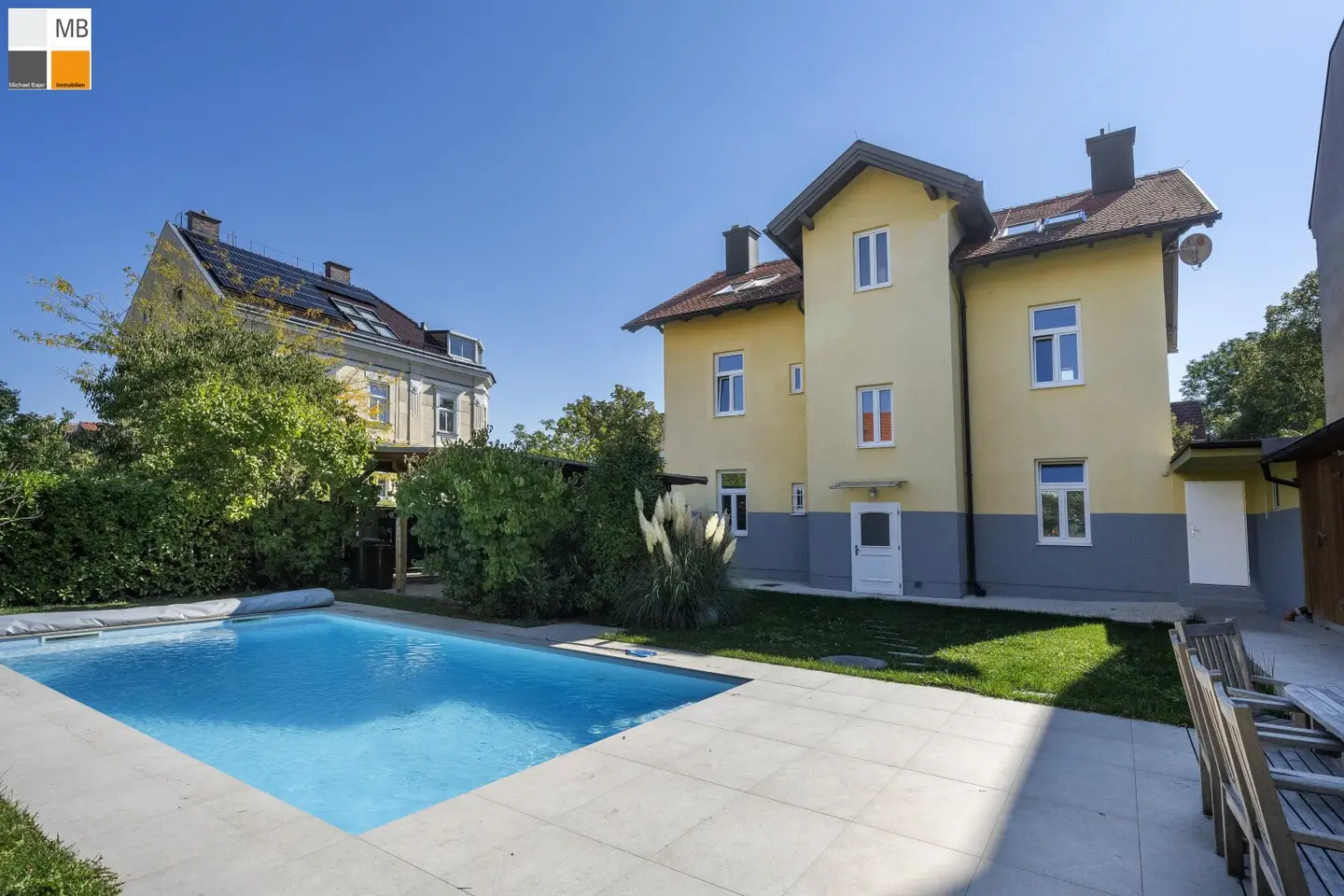 ++ Historische Eleganz trifft moderne Flexibilität | Villa mit Pool, Garten und eigenem Praxisbereich I MB IMMOBILIEN ++