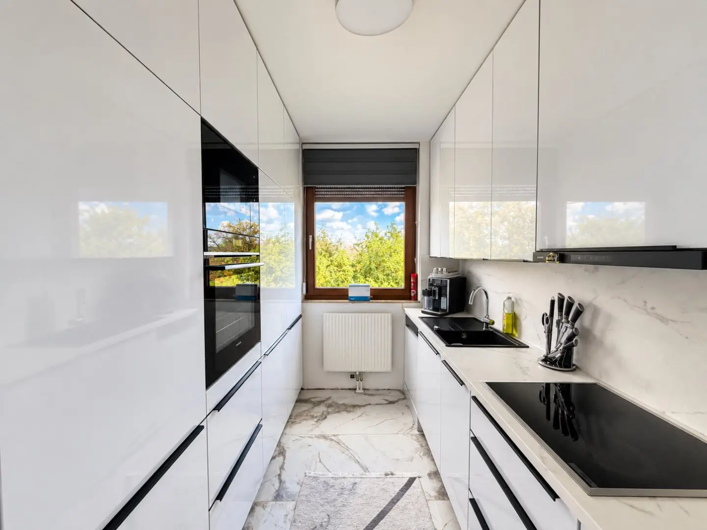 Modern renovated 4-room apartment with balcony overlooking greenery in Pottendorf