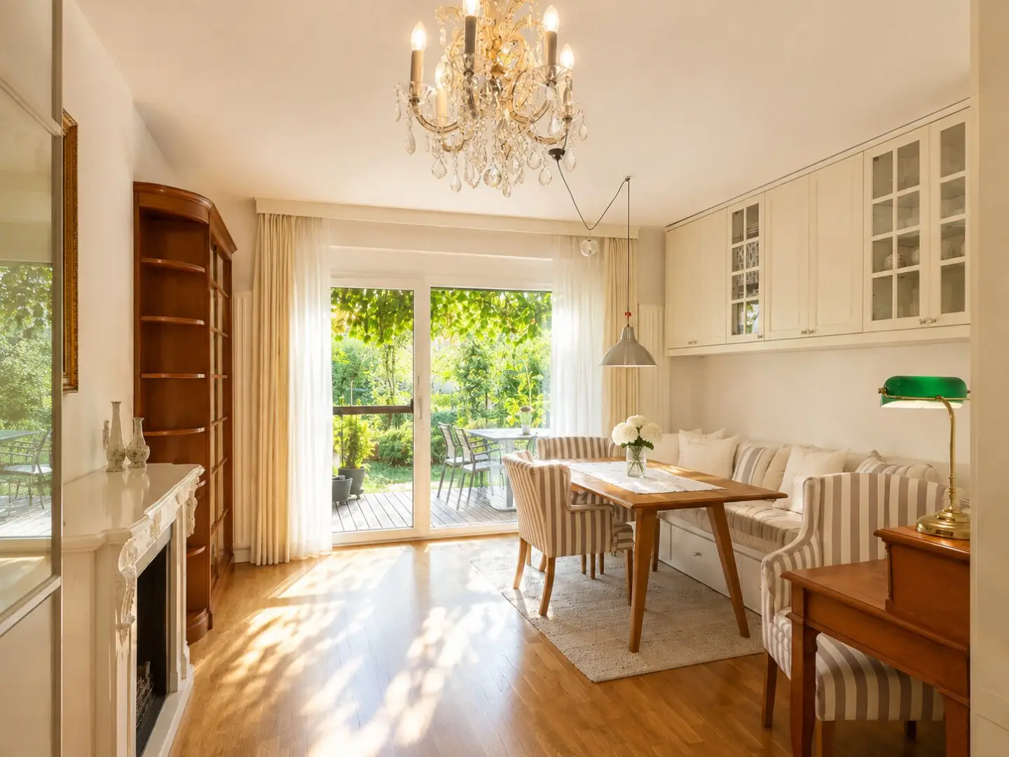 GARTENLIEBE TRIFFT CITY-LIFE | NEUBAU | ca. 67 m² NFL | 2 Zimmer | Terrasse ca. 10 m² |  Garten ca. 19 m²  | Garage | Infrarotkabine  |  BARRIEREFREI