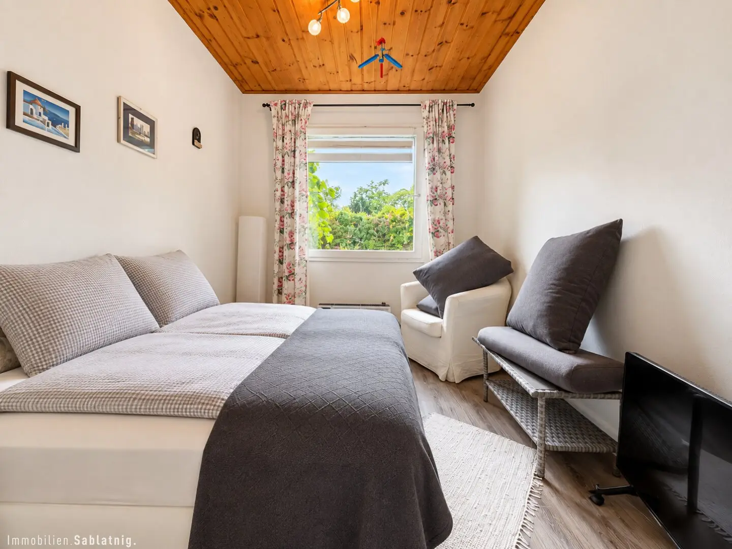 Gemütliches Einfamilienhaus mit Garten, Terrasse &amp; 2 Stellplätzen in Pöttsching!