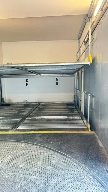 Anlegerwohnung mit Garage und Drehteller
