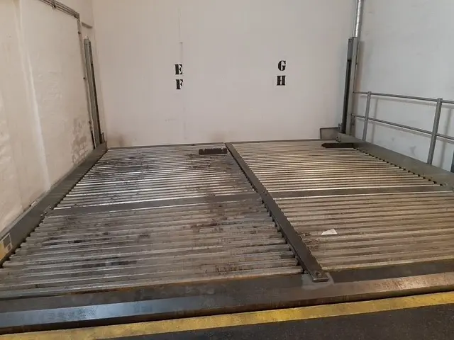 Investment apartment with garage and turntable