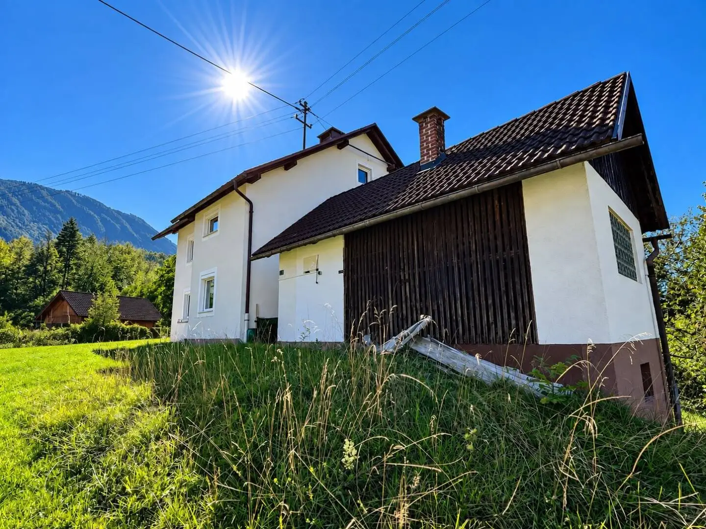 Großzügiges Anwesen auf 1.576 m² Grund – Wohnen mit Weitblick, Gartenidylle und besonderem Charakter