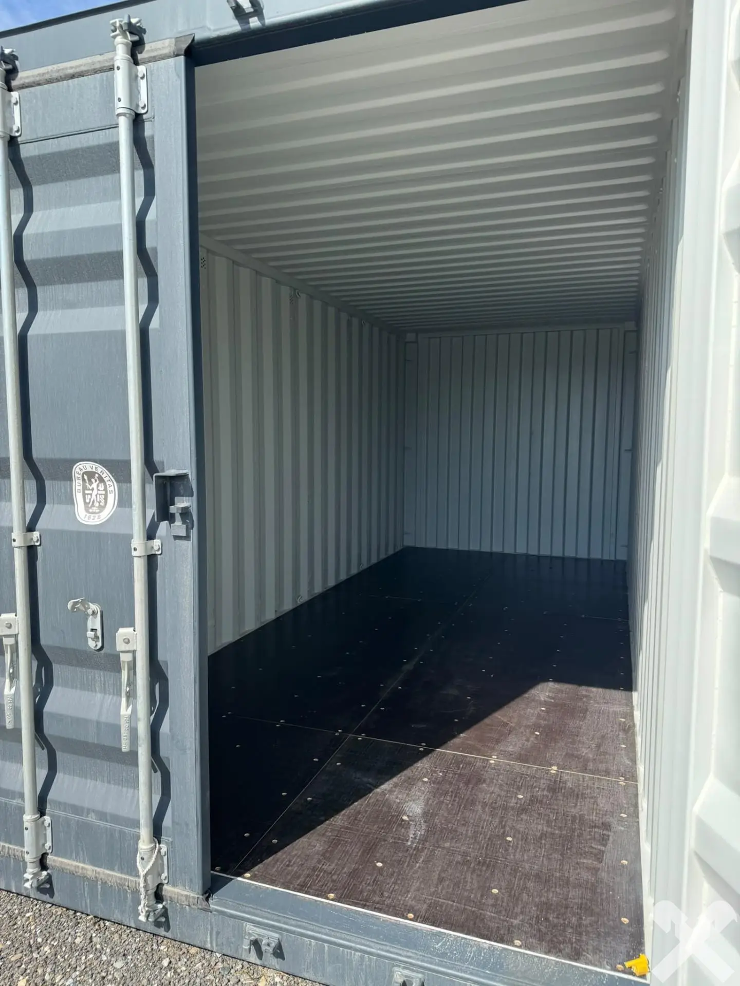 Ebenerdige Container Lagerfläche gut erreichbar Wohnung