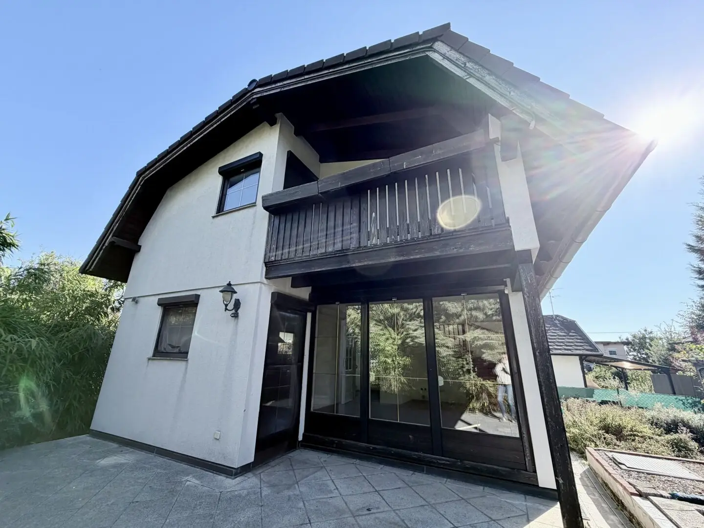 Ganzjährig bewohnbares Kleingartenhaus auf Eigengrund in Favoriten | 427 m² Grund | Pool | Vollunterkellert
