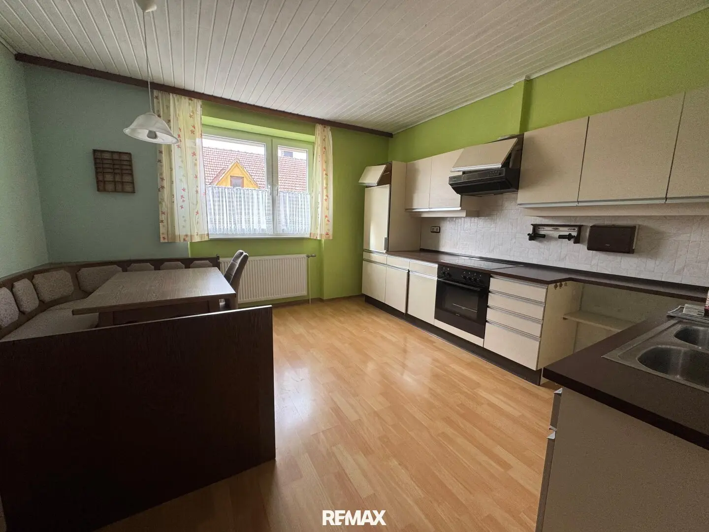 Versatile home with large garden