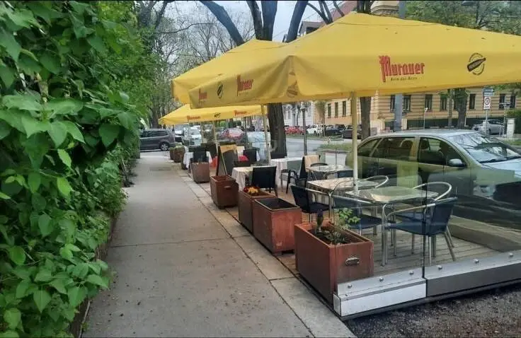Well equipped apartment with approved garden