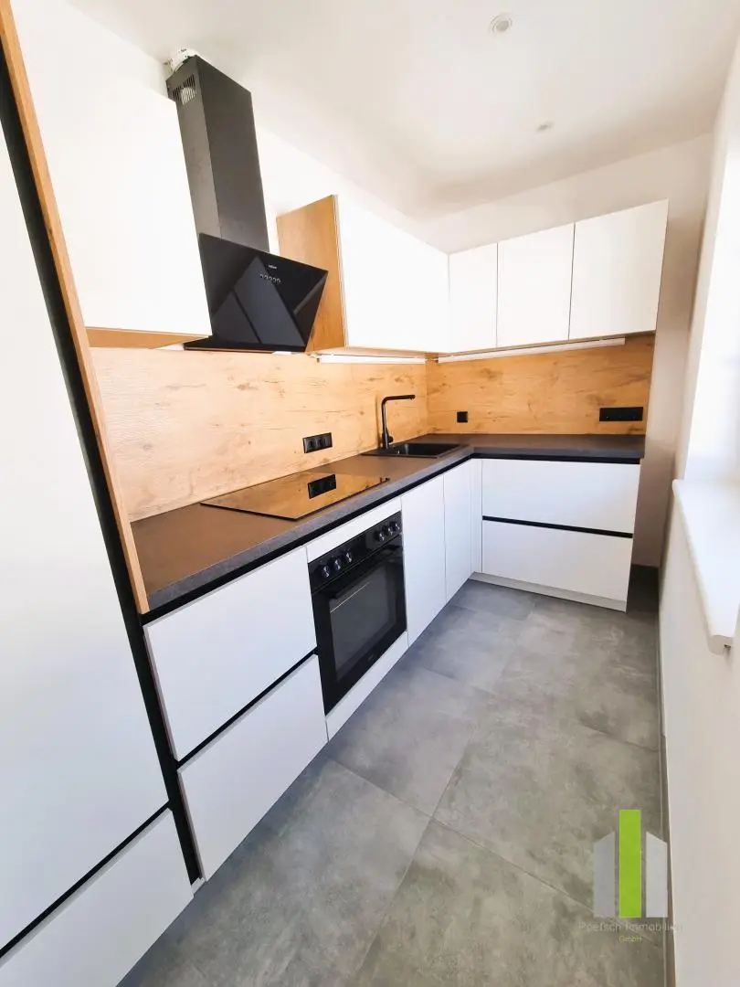 Generalsanierte Wohnung mit Westbalkon und Abendsonne