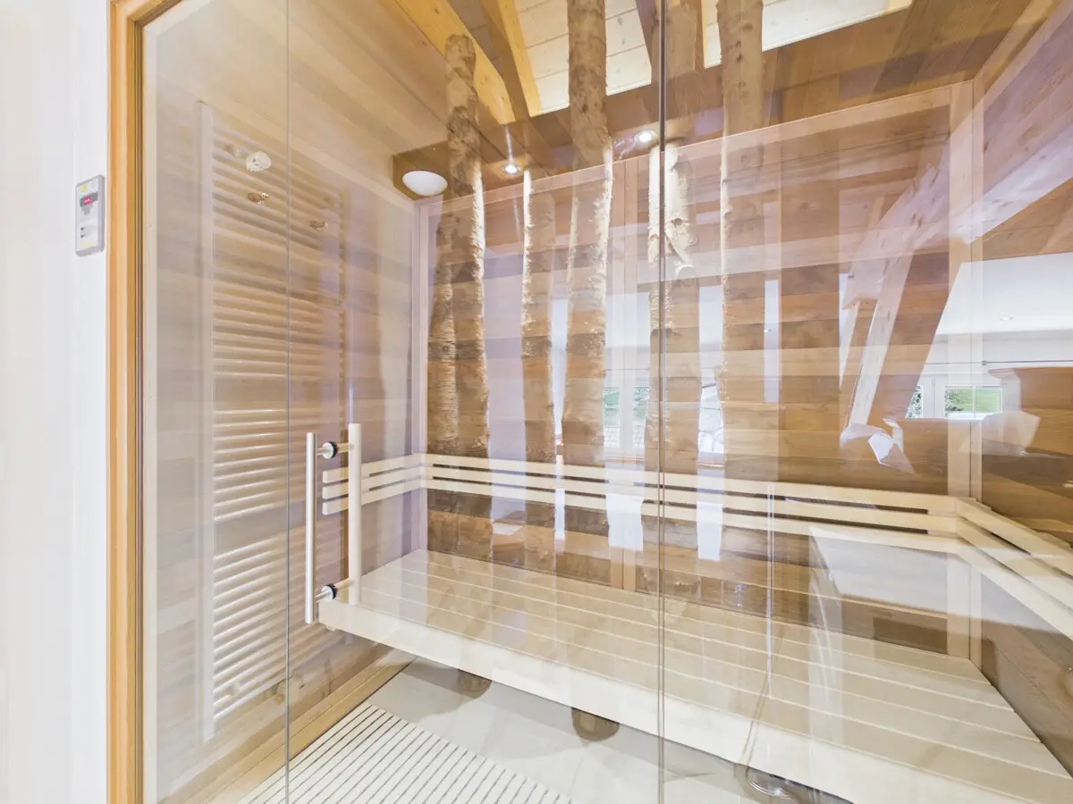 Alpine Maisonettewohnung mit privatem Wellness und Seeblick