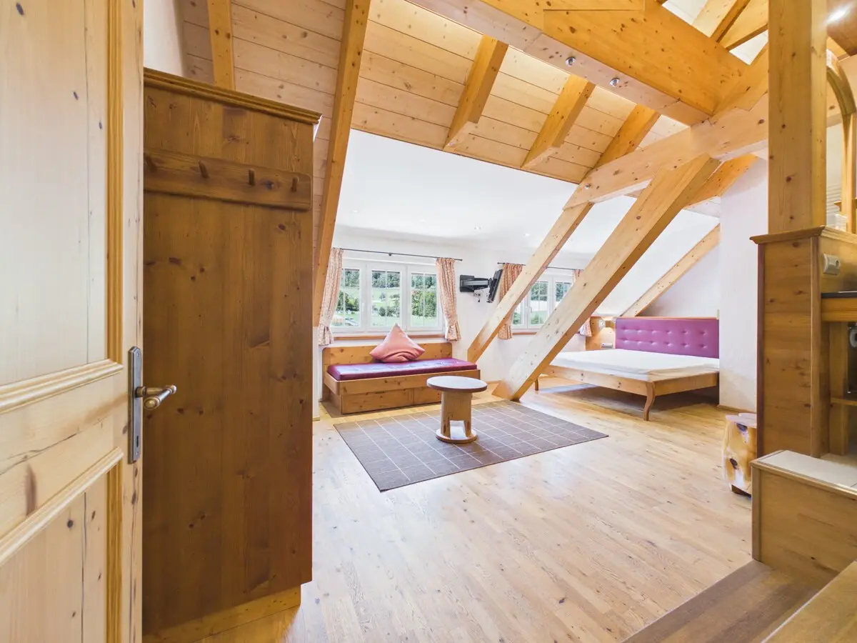 Alpine Maisonettewohnung mit privatem Wellness und Seeblick