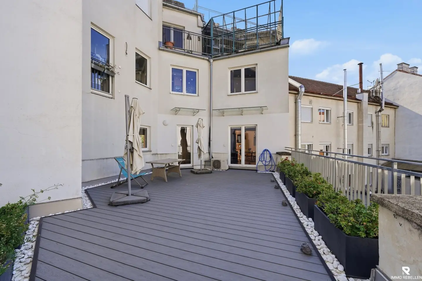 Terrassenhighlight am Floridsdorfer Spitz – Großzügige 3-Zimmer-Wohnung mit 49 m² Terrasse (U6 Floridsdorf)