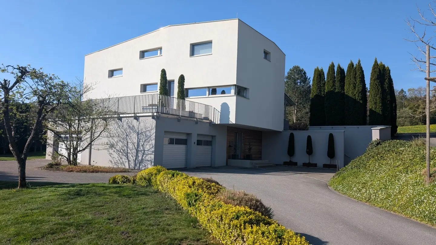 Architect designed passive house with private garden Familienwohnung