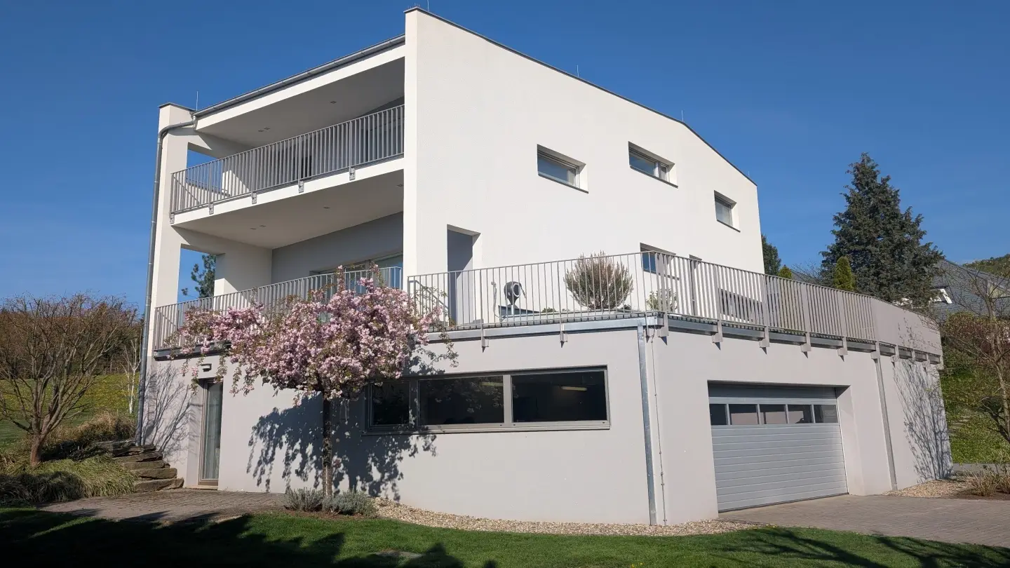 Architect designed passive house with private garden Familienwohnung