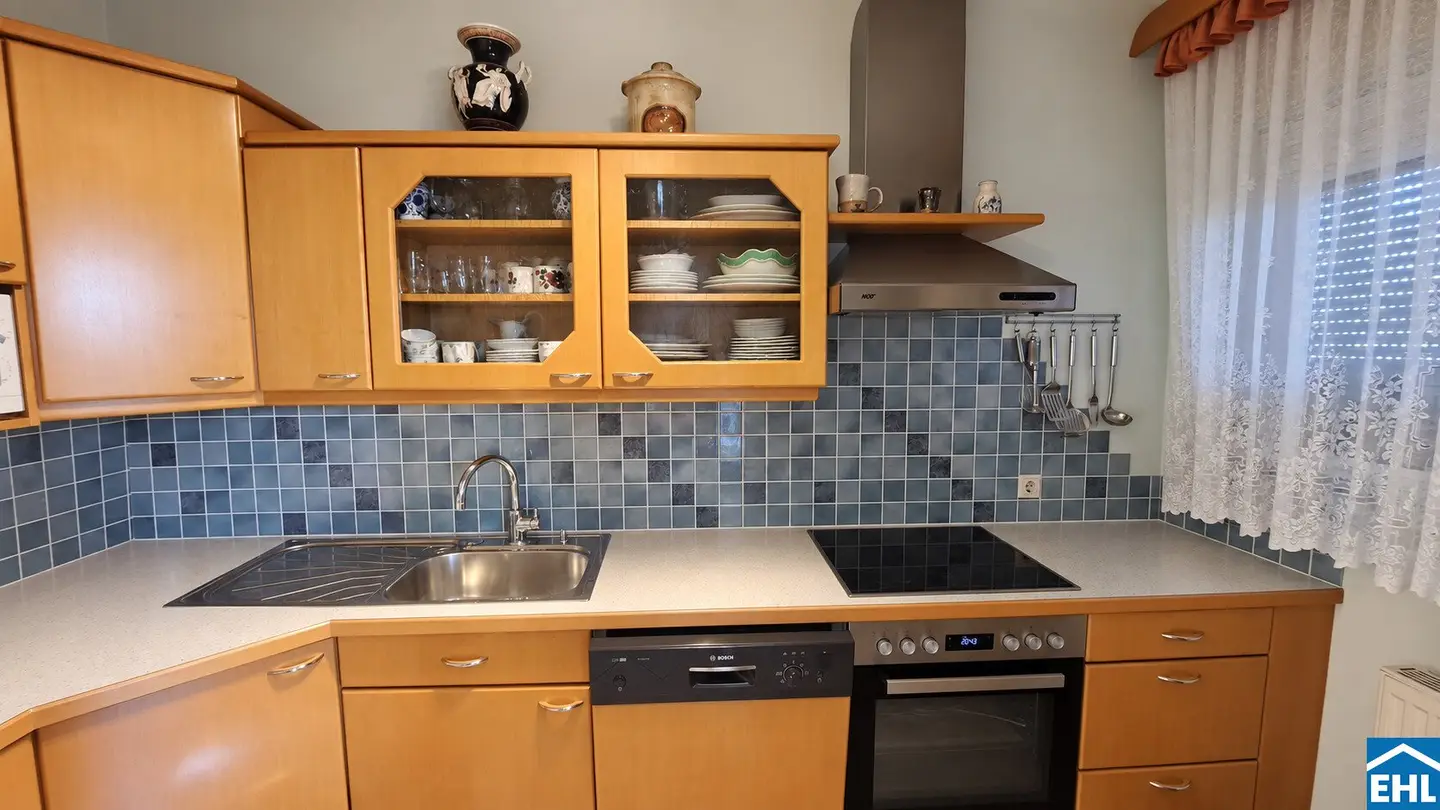 2-Zimmer-Wohnung mit Weitblick inkl. PKW-Abstellplatz!