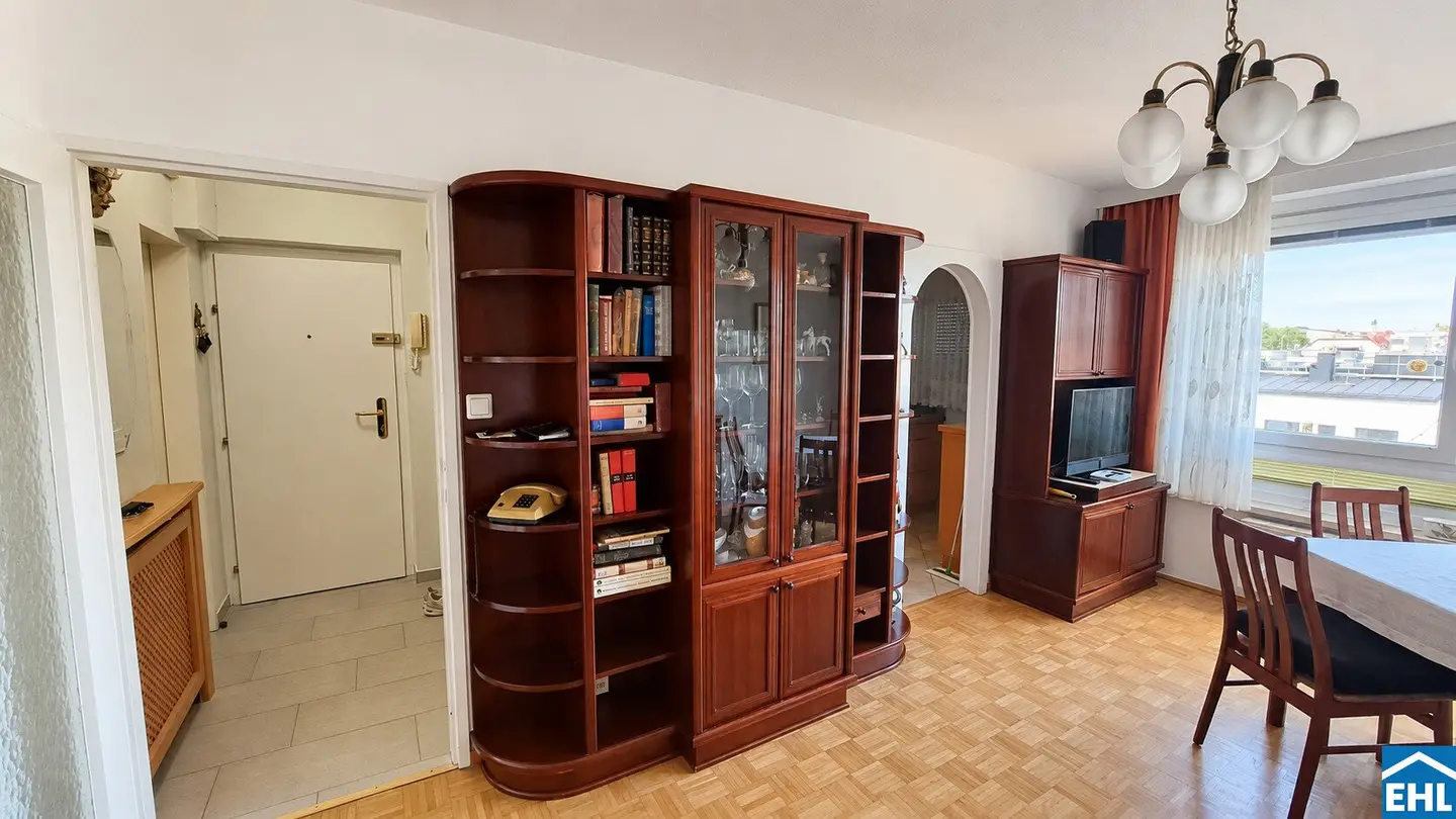 2-Zimmer-Wohnung mit Weitblick inkl. PKW-Abstellplatz!