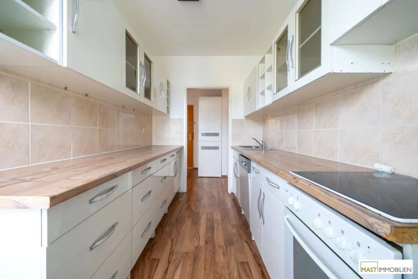 Optimal aufgeteilte 2 Zimmer Wohnung inkl. Einbauküche