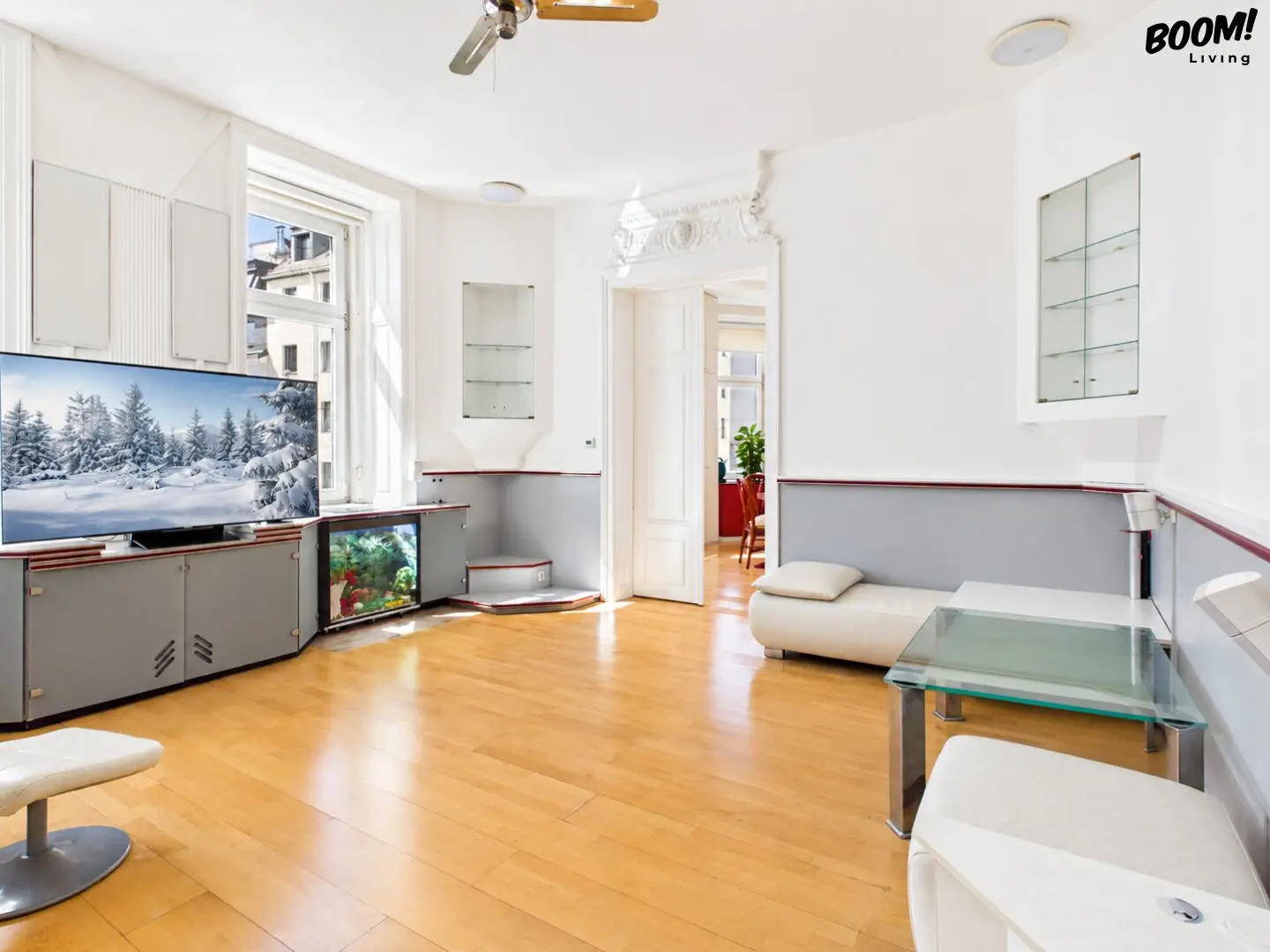 Viennese Altbau jewel for couples – Stylish 3-room apartment with elevator in 1170 Vienna