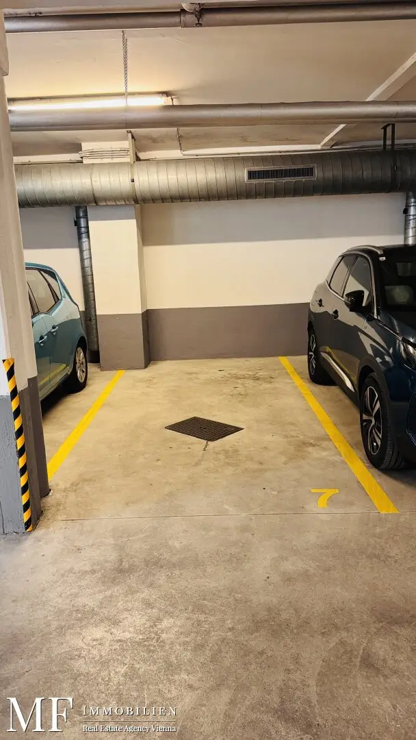 Secure parking in the parking garage 1070 Vienna Schottenfeldgasse