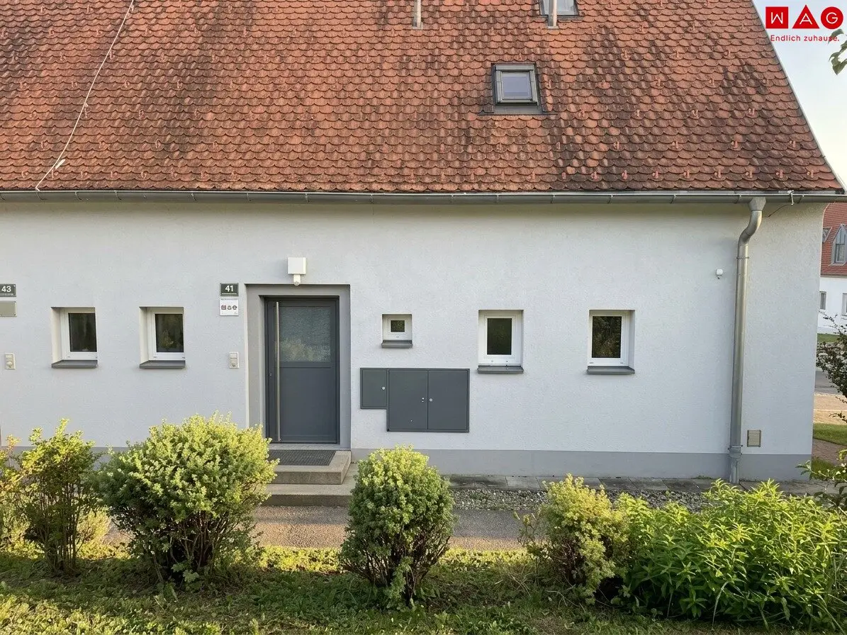 Ruhiges, helles Reihenhaus mit eigenem Garten!!!